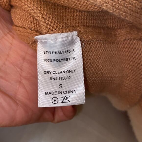 ASTR Small Medium Tan Knit Sweater Tie Sleeve Slit on sides Ribbed Collar & Hem - Picture 6 of 8